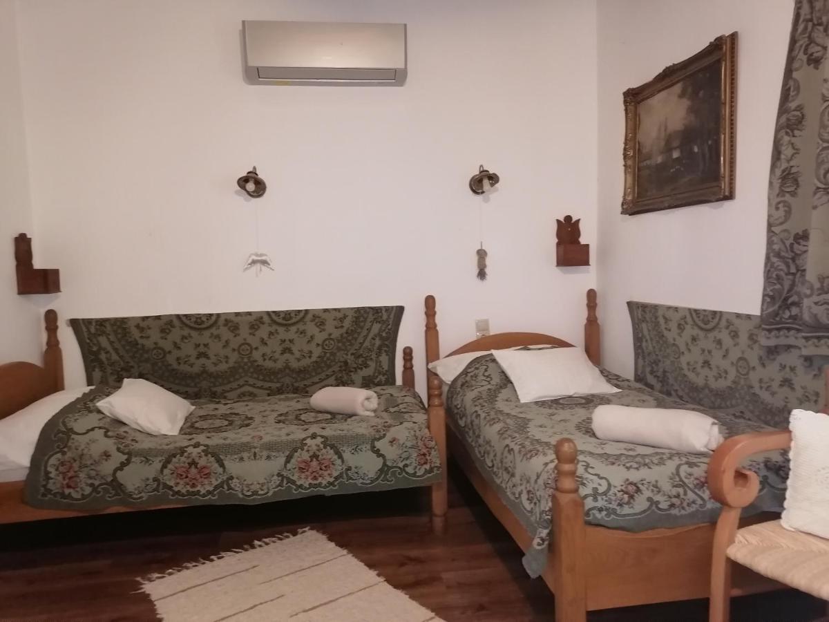 Mives Vendeghaz Hotel Pogány Exterior foto