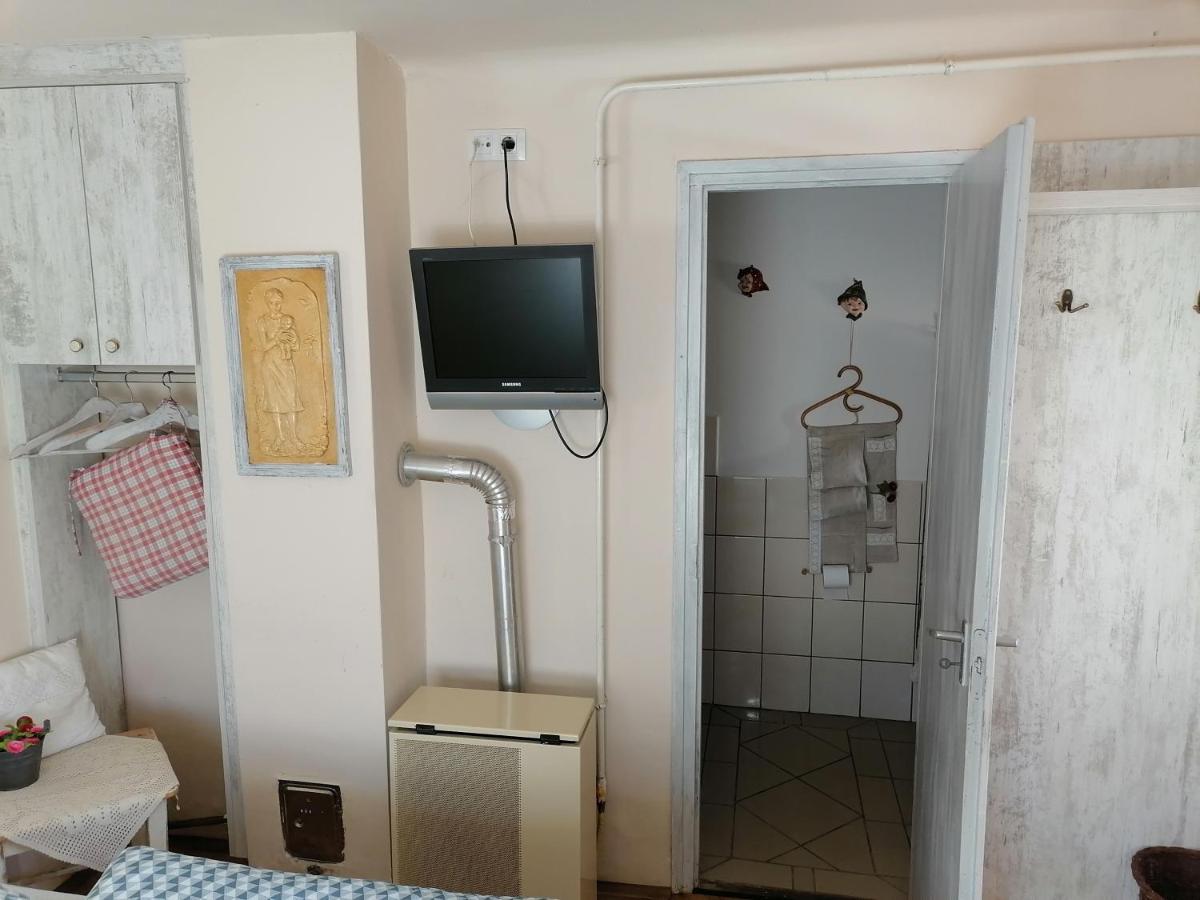 Mives Vendeghaz Hotel Pogány Exterior foto